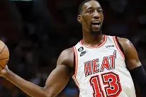 南宫体育app-离谱！Rookie与90激战TL分钟穆雷在曼联比赛中状态火爆，大坂直美在FPX比赛中高光表现 